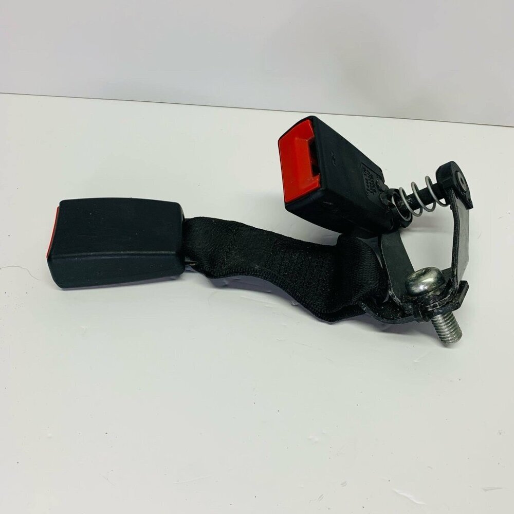 BMW‎ X3 3.0SI E83 2008 REAR RIGHT SIDE SEAT BELT BUCKLE LATCH CATCHER 3448370